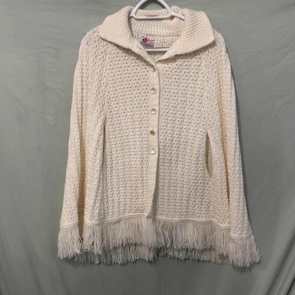 Vintage Americana Knitting Mills Fringe Knit Button Cape Poncho Cream Made USA